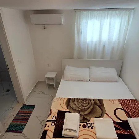 Julia Hotel Durres